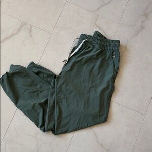 Vuori joggers